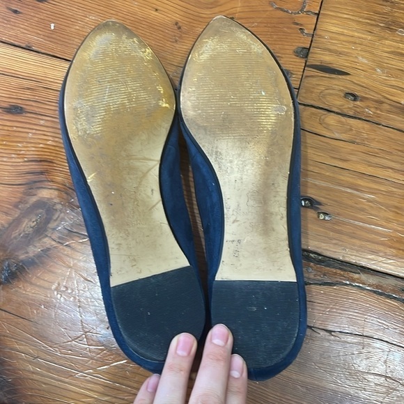 Anne Taylor Navy Blue Velvet Tasseled Point Flat Shoe Size 8 - Picture 5 of 5